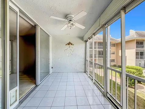 2850 Forest Hills Boulevard Coral Springs FL 33065
