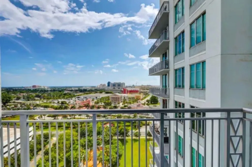 300 S Australian Avenue West Palm Beach FL 33401