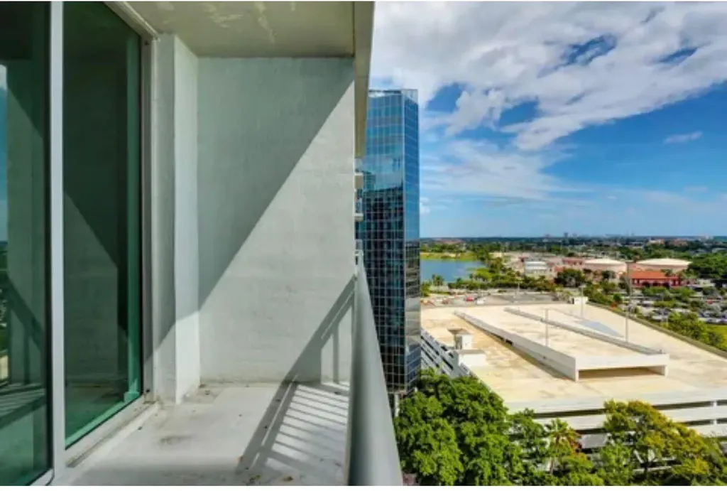 300 S Australian Avenue West Palm Beach FL 33401