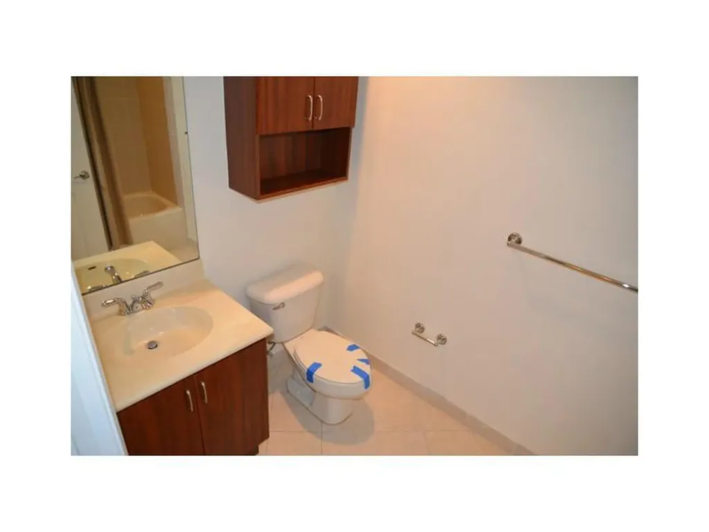 3020 NW 125th Avenue Sunrise FL 33323