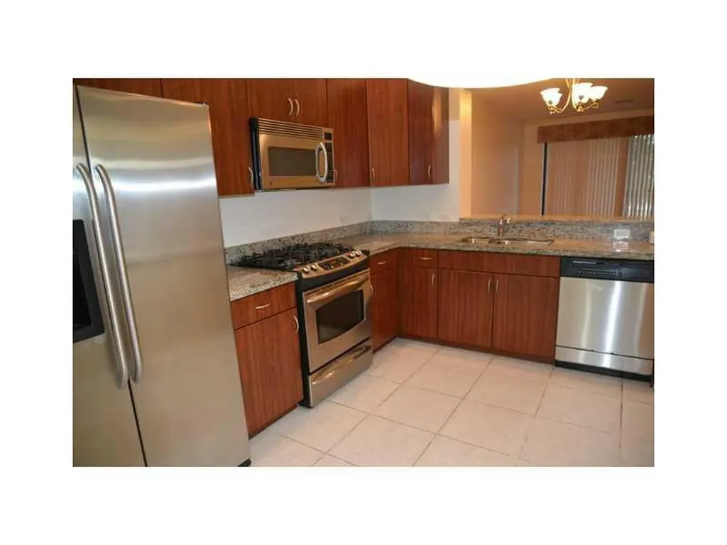 3020 NW 125th Avenue Sunrise FL 33323