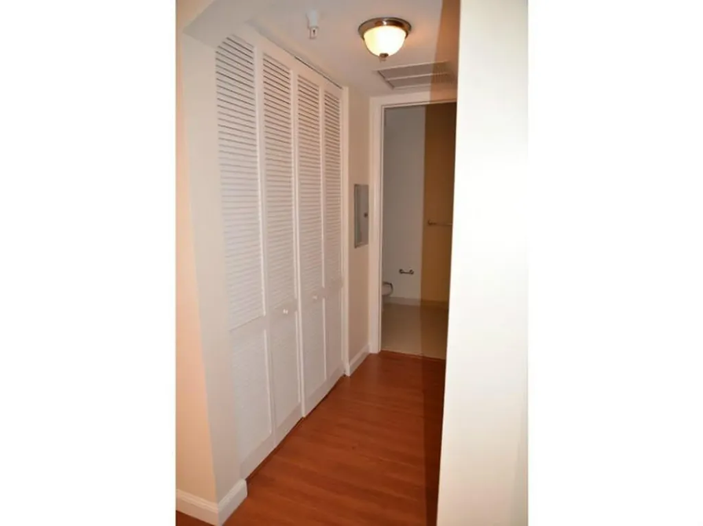 3020 NW 125th Avenue Sunrise FL 33323