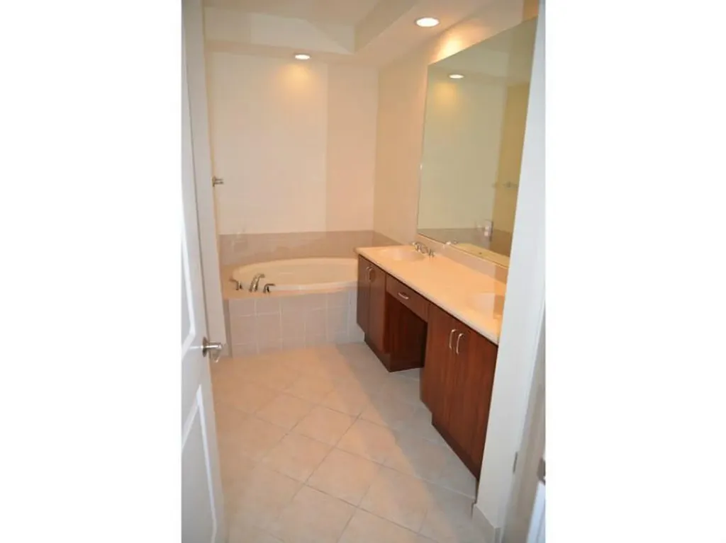 3020 NW 125th Avenue Sunrise FL 33323