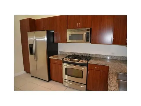 3020 NW 125th Avenue Sunrise FL 33323