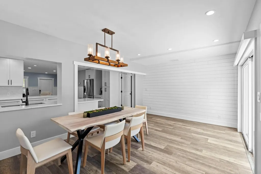 3798 NW 2nd Court Boca Raton FL 33431