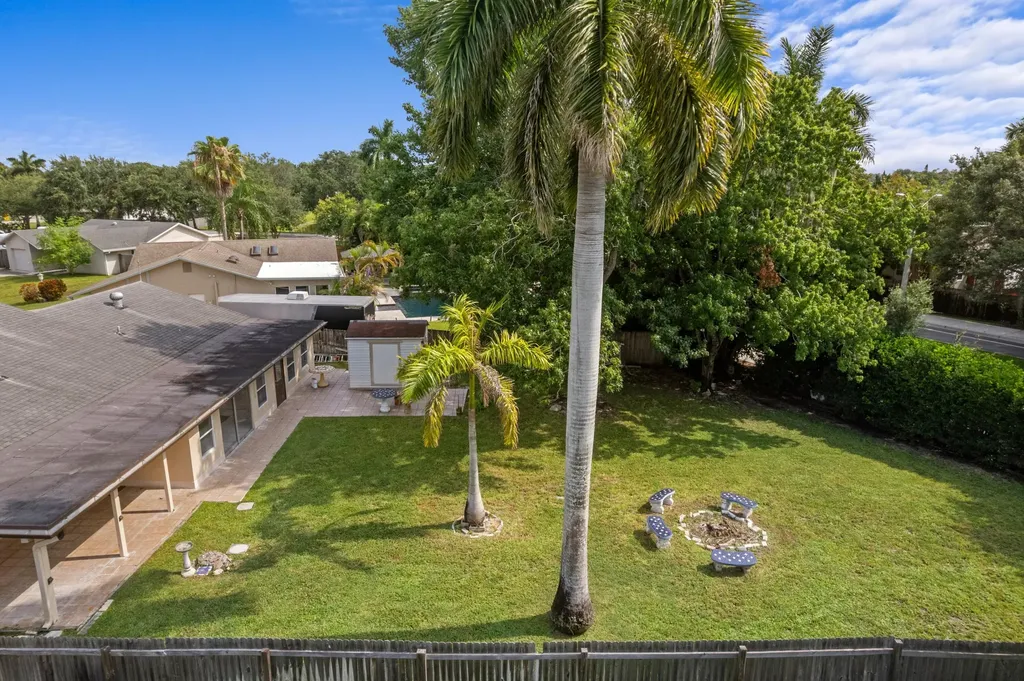 1132 Concert Way Royal Palm Beach FL 33411