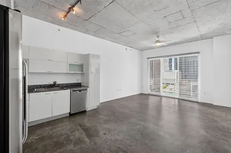 133 NE 2nd Avenue Miami FL 33132
