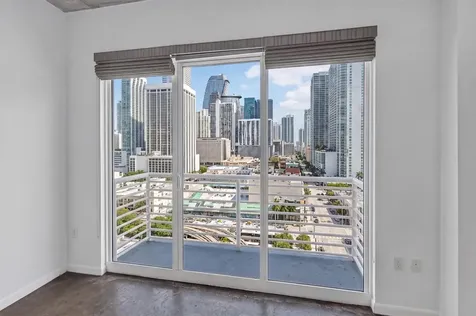133 NE 2nd Avenue Miami FL 33132