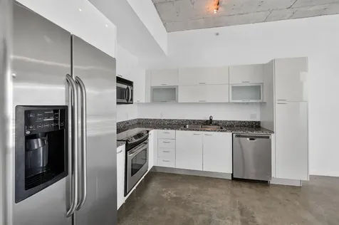 133 NE 2nd Avenue Miami FL 33132