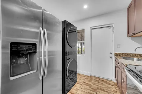 1646 NE 150th Street Miami FL 33181