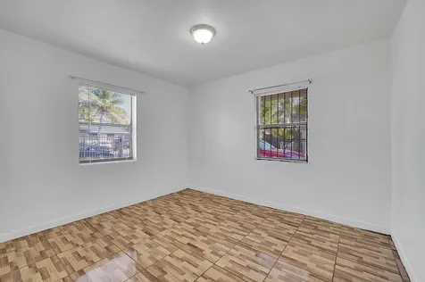 1646 NE 150th Street Miami FL 33181