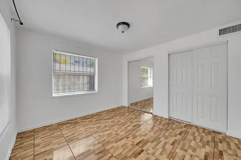 1646 NE 150th Street Miami FL 33181