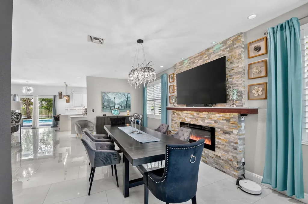 8890 Cobblestone Point Circle Boynton Beach FL 33472
