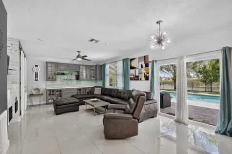 8890 Cobblestone Point Circle Boynton Beach FL 33472