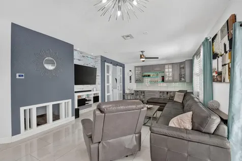 8890 Cobblestone Point Circle Boynton Beach FL 33472