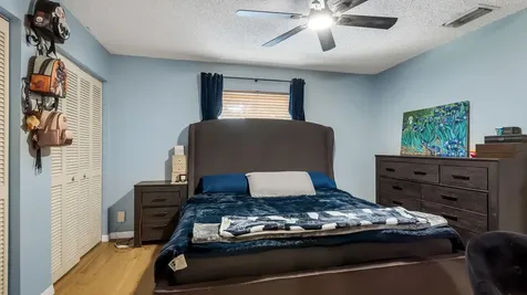 5298 2nd Road Lake Worth FL 33467