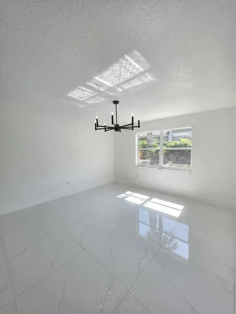 5466 NW 92nd Avenue Sunrise FL 33351