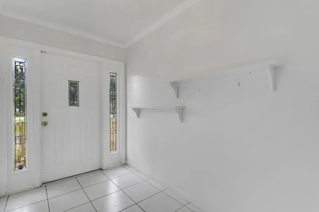 6824 Lakeside Road West Palm Beach FL 33411
