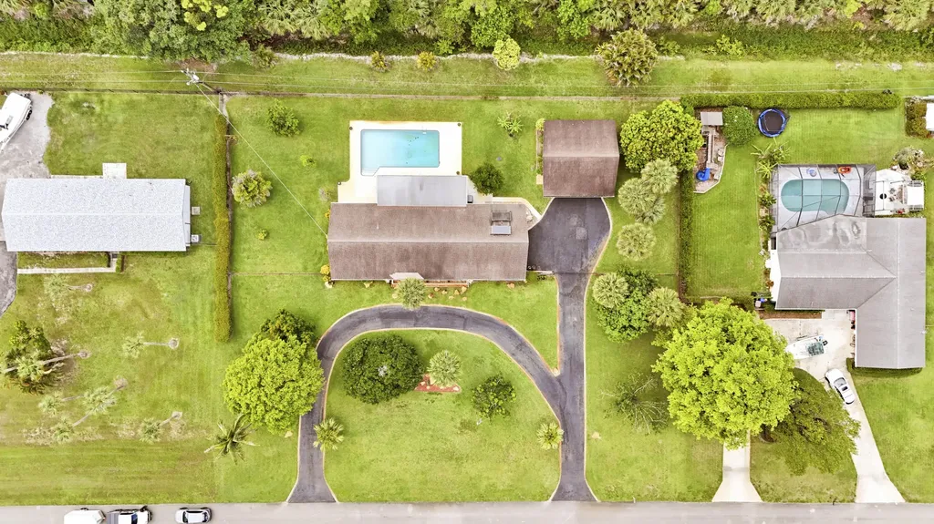 6824 Lakeside Road West Palm Beach FL 33411