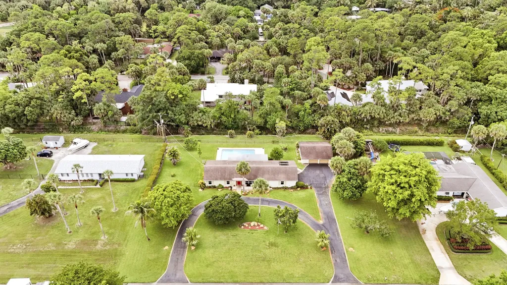 6824 Lakeside Road West Palm Beach FL 33411