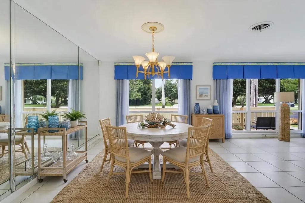 6824 Lakeside Road West Palm Beach FL 33411