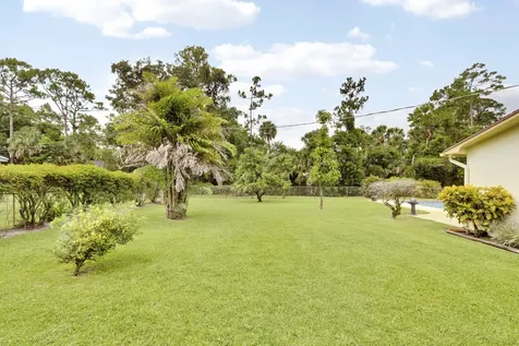 6824 Lakeside Road West Palm Beach FL 33411