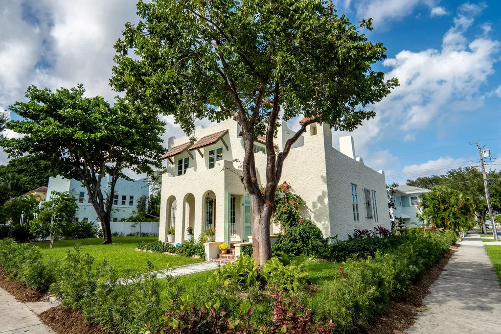 302 Fordham Drive Lake Worth Beach FL 33460