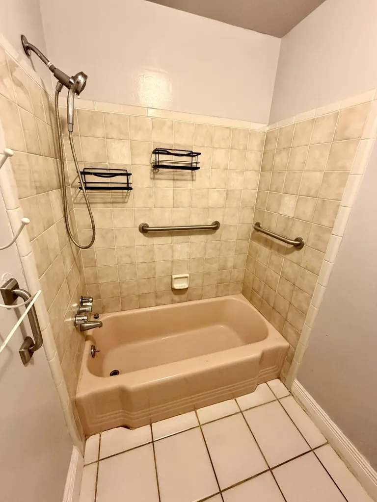 1410 N 67th Terrace Hollywood FL 33024
