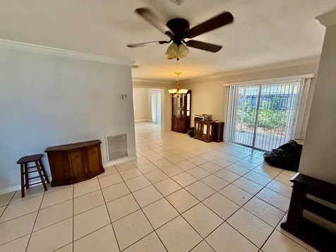 1410 N 67th Terrace Hollywood FL 33024