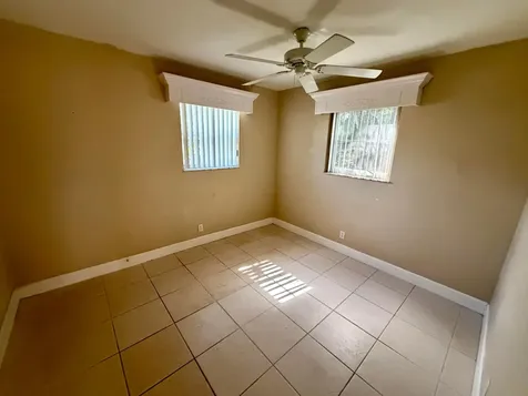 1410 N 67th Terrace Hollywood FL 33024