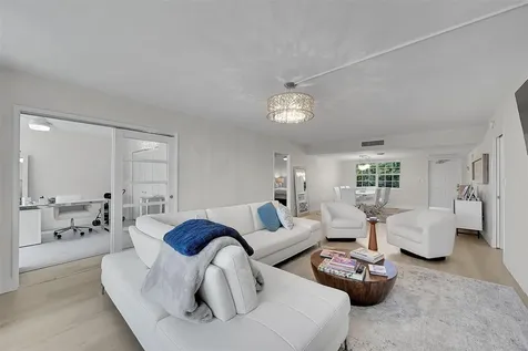 555 Oaks Lane Pompano Beach FL 33069