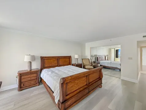 5080 N Ocean Drive Singer Island FL 33404