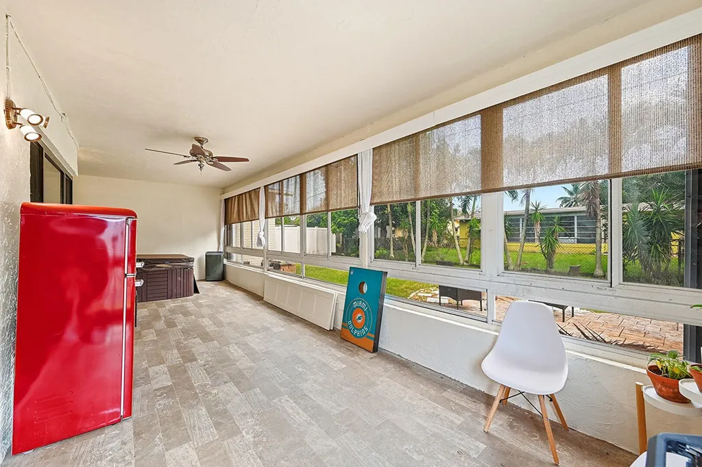 8370 NW 26th Place Sunrise FL 33322