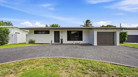 8370 NW 26th Place Sunrise FL 33322