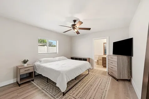 8370 NW 26th Place Sunrise FL 33322