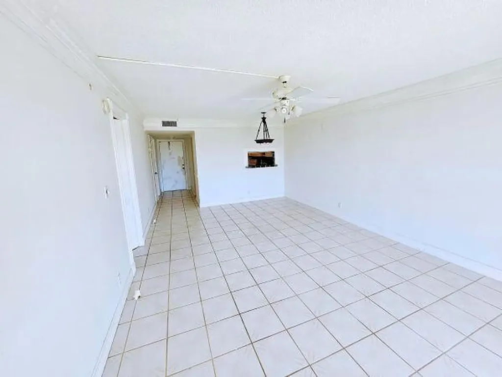 4650 Washington Street Hollywood FL 33021