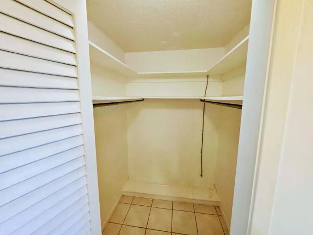 4650 Washington Street Hollywood FL 33021