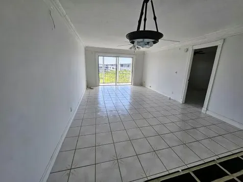 4650 Washington Street Hollywood FL 33021