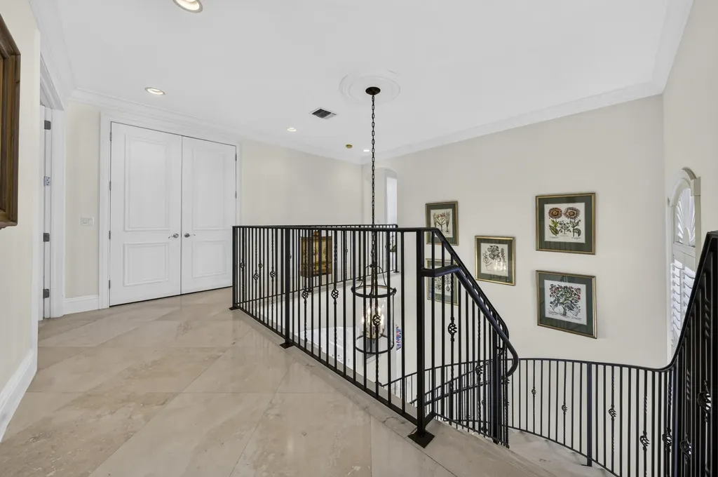 704 Isle Of Palms Drive Fort Lauderdale FL 33301