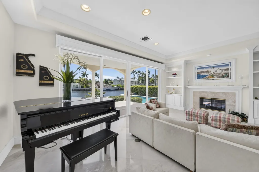 704 Isle Of Palms Drive Fort Lauderdale FL 33301