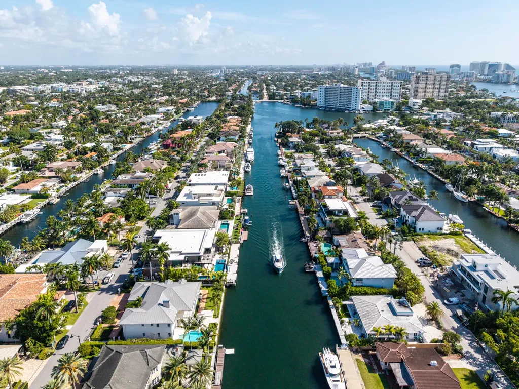 704 Isle Of Palms Drive Fort Lauderdale FL 33301