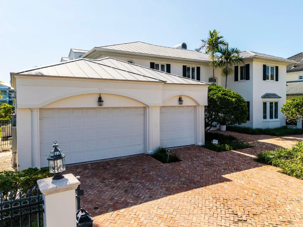 704 Isle Of Palms Drive Fort Lauderdale FL 33301