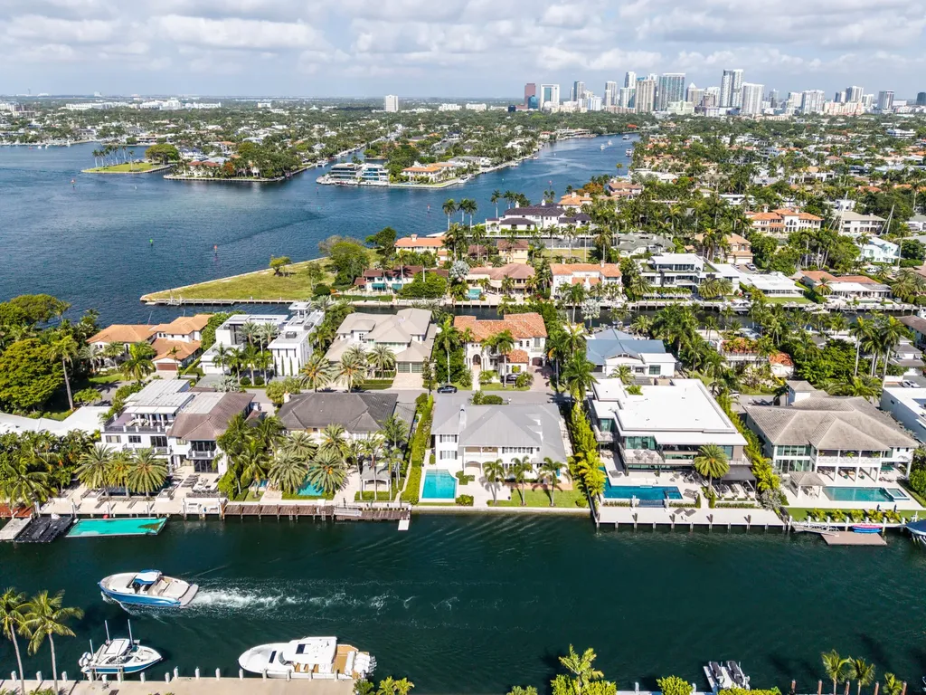 704 Isle Of Palms Drive Fort Lauderdale FL 33301