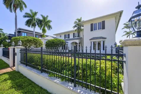 704 Isle Of Palms Drive Fort Lauderdale FL 33301