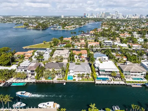 704 Isle Of Palms Drive Fort Lauderdale FL 33301