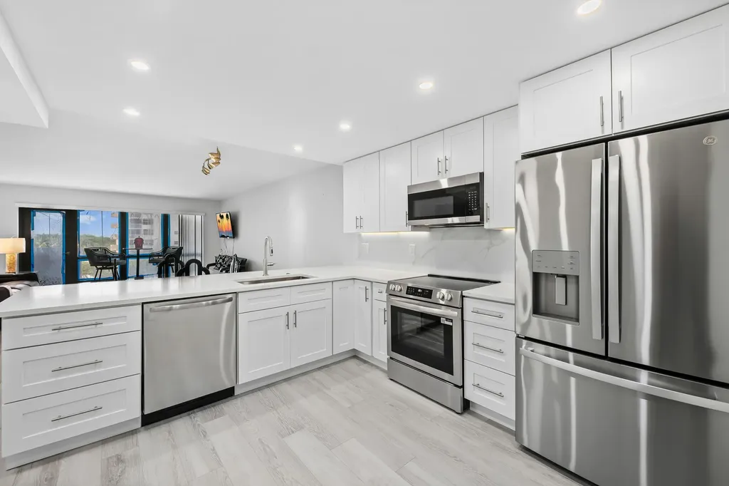 5100 N Ocean Boulevard Lauderdale By The Sea FL 33308