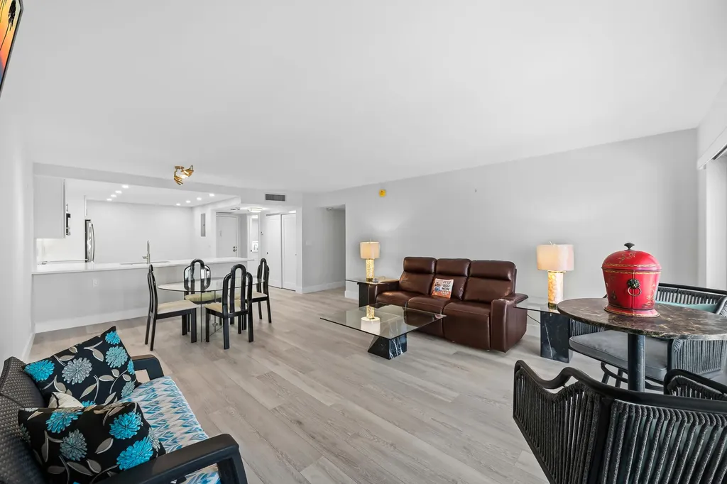 5100 N Ocean Boulevard Lauderdale By The Sea FL 33308