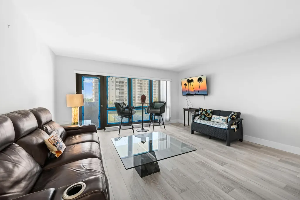 5100 N Ocean Boulevard Lauderdale By The Sea FL 33308