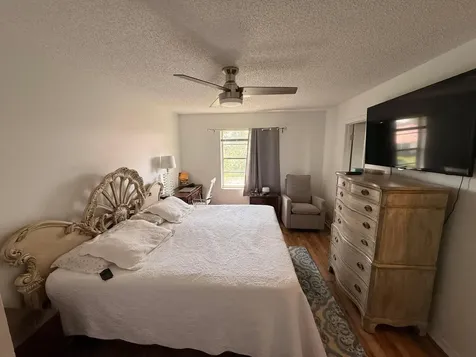 9923 Three Lakes Circle Boca Raton FL 33428