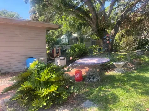 2509 N Old Dixie Highway Fort Pierce FL 34946